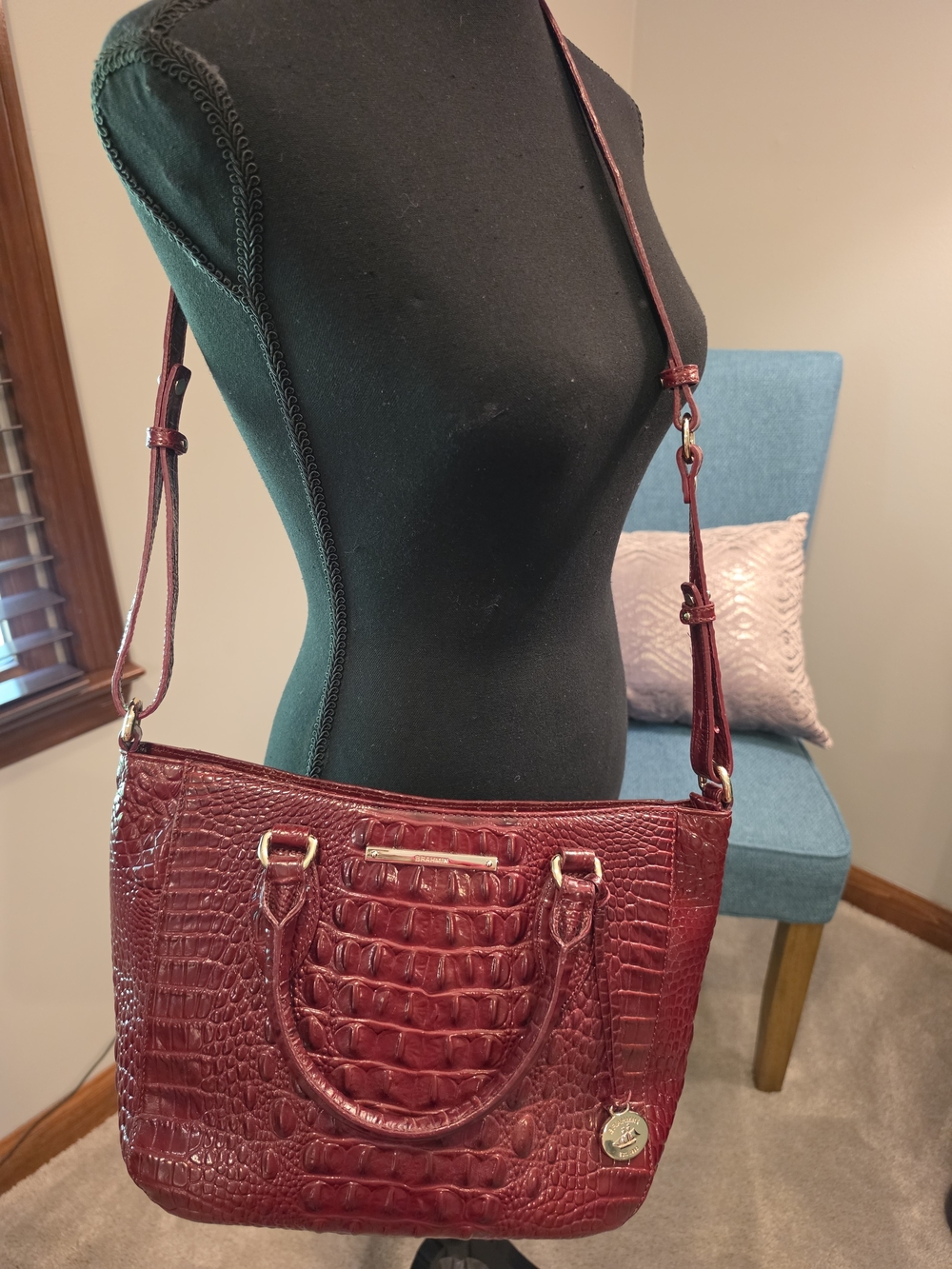 BRAHMIN Women's Croc-Embossed Red Shoulder Bag
